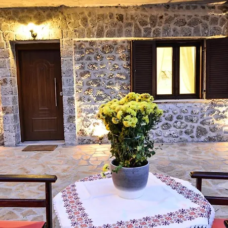 στροφυλιά 3*